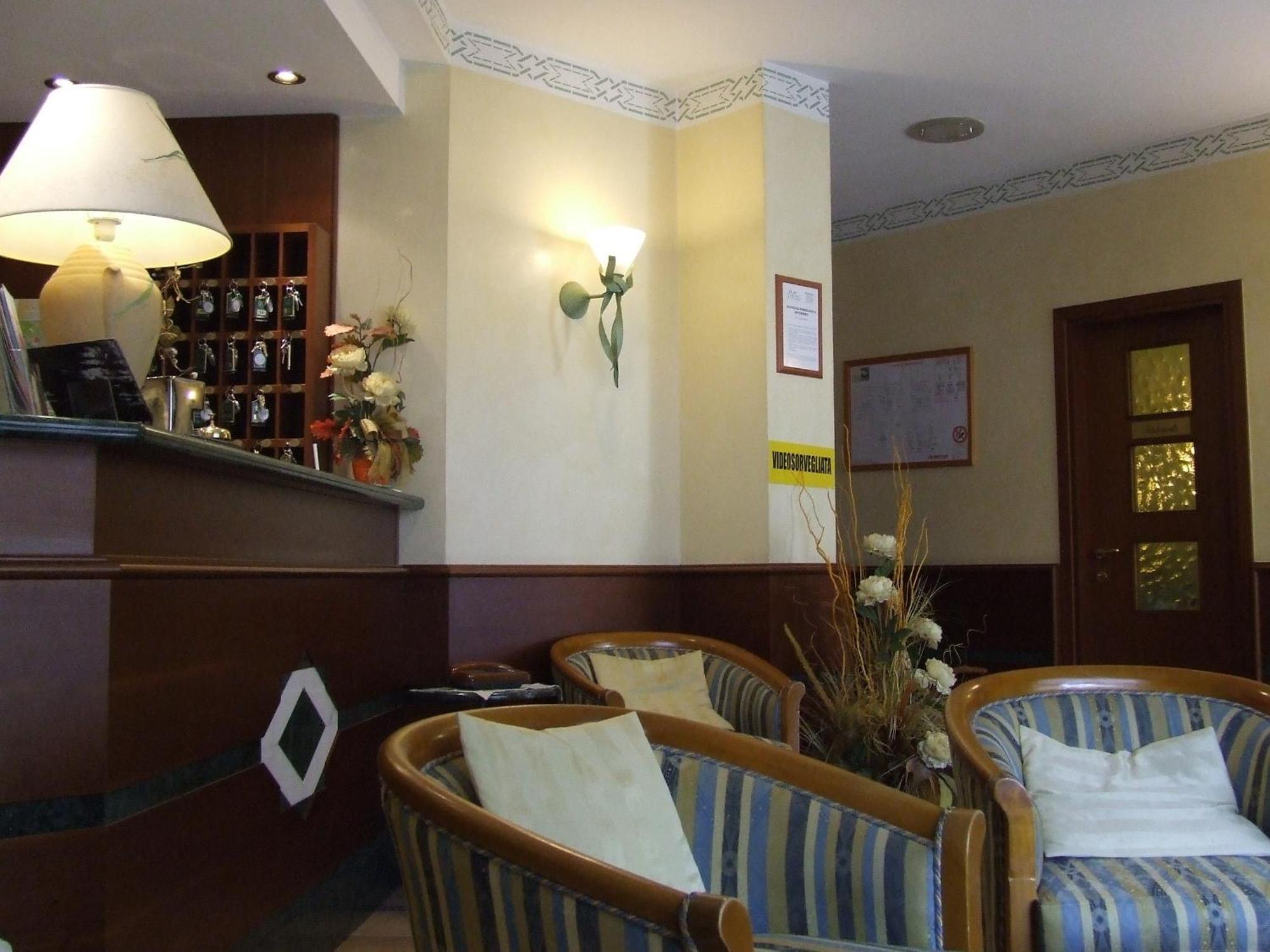 Albergo Il Cochino Montale  المظهر الخارجي الصورة